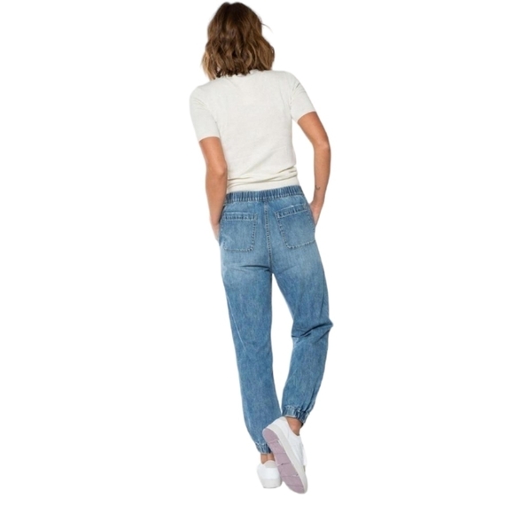 Juicy Couture Light Wash Destroyed Knee Pocket Joggers Size Medium - Picture 2 of 11